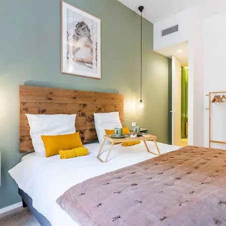 Apartment Renting - Bavastro - Luxurious Loft - 2 Bedroom - Ac - Balcony - Trendy Neighborhood *